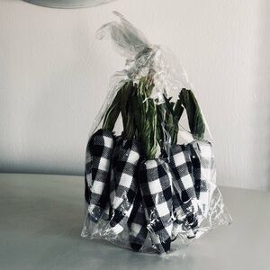 Set of Eight, Black & White Buffalo Plaid Carrots